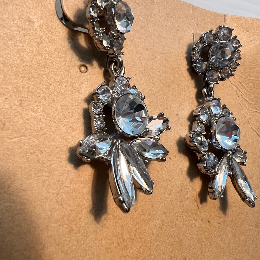 Elegant Silver Crystal Drop Earrings